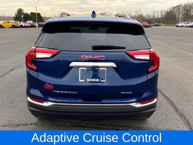 2022 GMC Terrain SLT