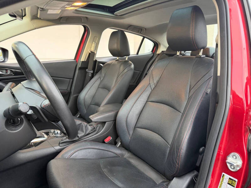 2014 Mazda MAZDA3 s Grand Touring