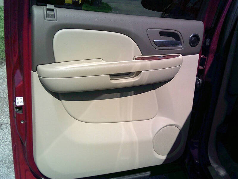 2012 Chevrolet Suburban LS