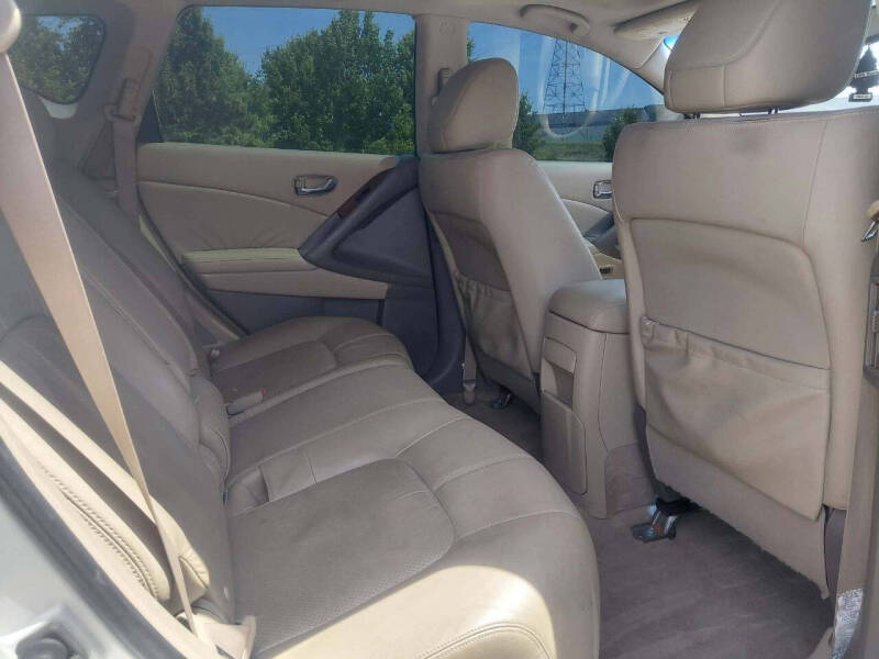 2009 Nissan Murano LE