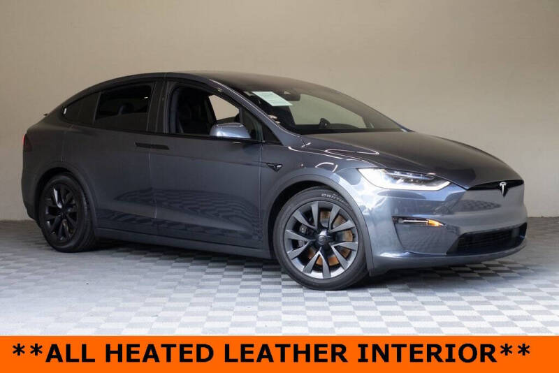 2023 Tesla Model X Standard Range