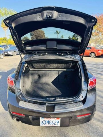 2013 Mazda MAZDA3 i Touring