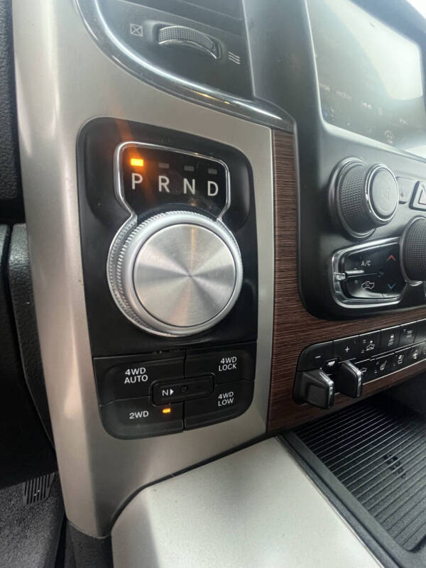 2016 RAM 1500 Laramie