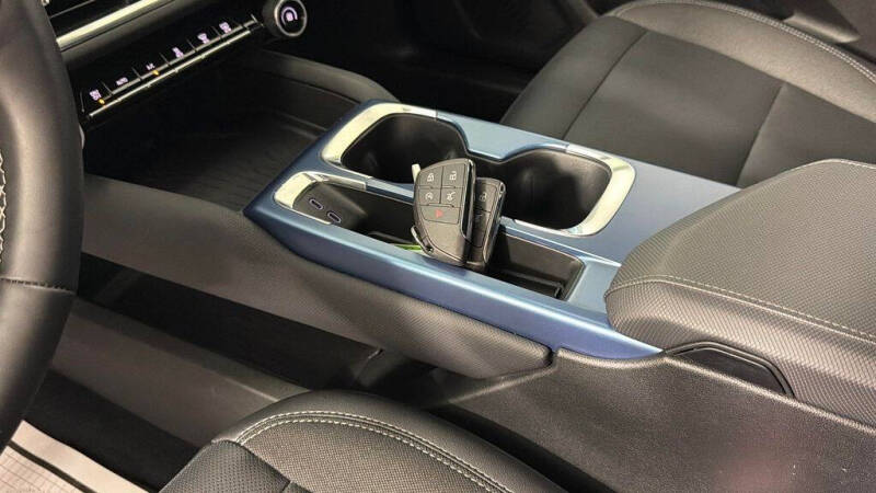 2024 Chevrolet Equinox EV LT