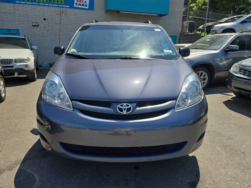 2008 Toyota Sienna LE 7-Passenger