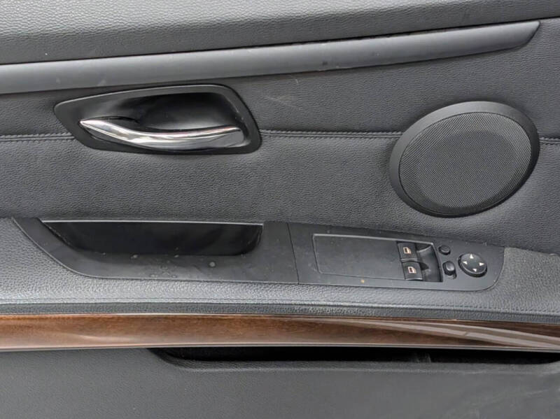 2012 BMW 3 Series 328i