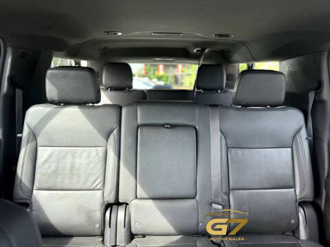 2023 Chevrolet Suburban LT