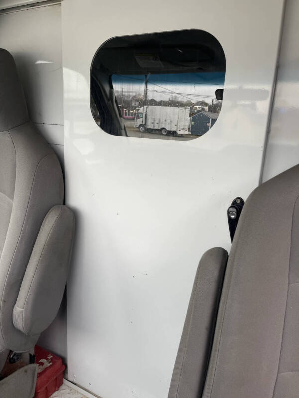 2014 Ford E-Series E-350 SD