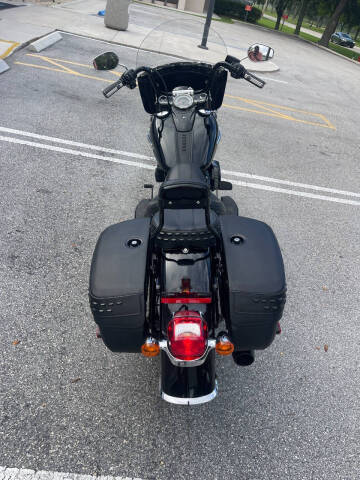 2018 Harley-Davidson FLHCS Heritage  Classic 114