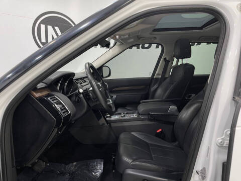 2017 Land Rover Discovery SE