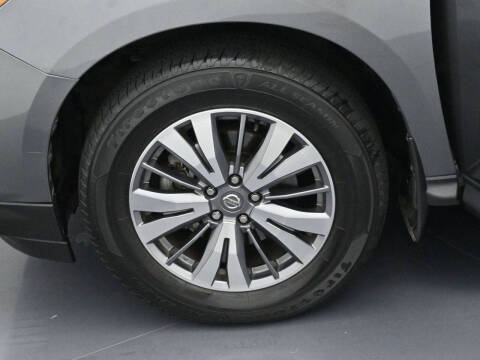 2020 Nissan Pathfinder SL