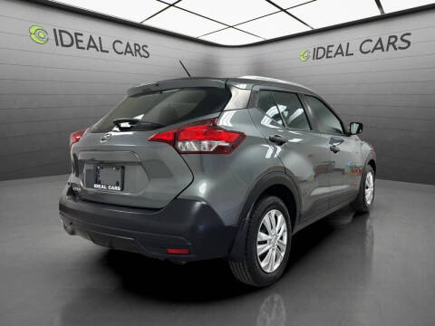2019 Nissan Kicks S