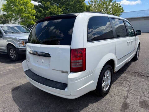 2010 Chrysler Town and Country Touring