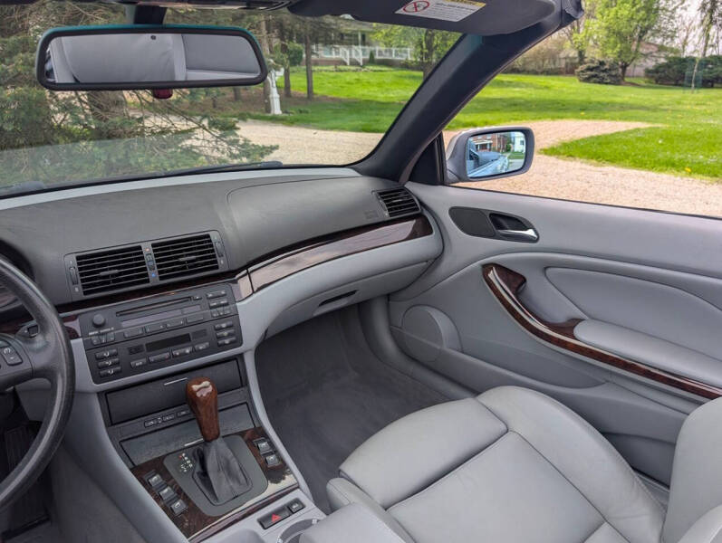 2002 BMW 3 Series 325Ci