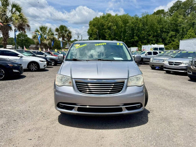 2013 Chrysler Town and Country Touring