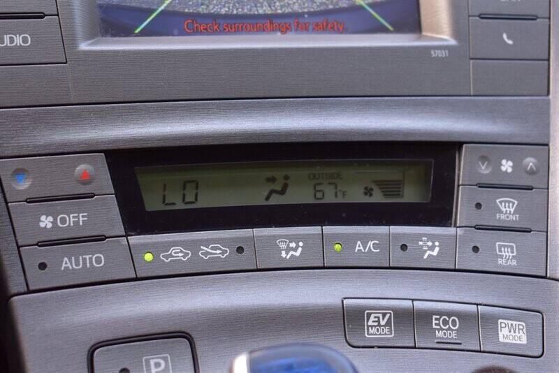 2013 Toyota Prius Two