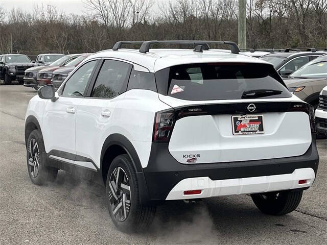 2026 Nissan Kicks SV