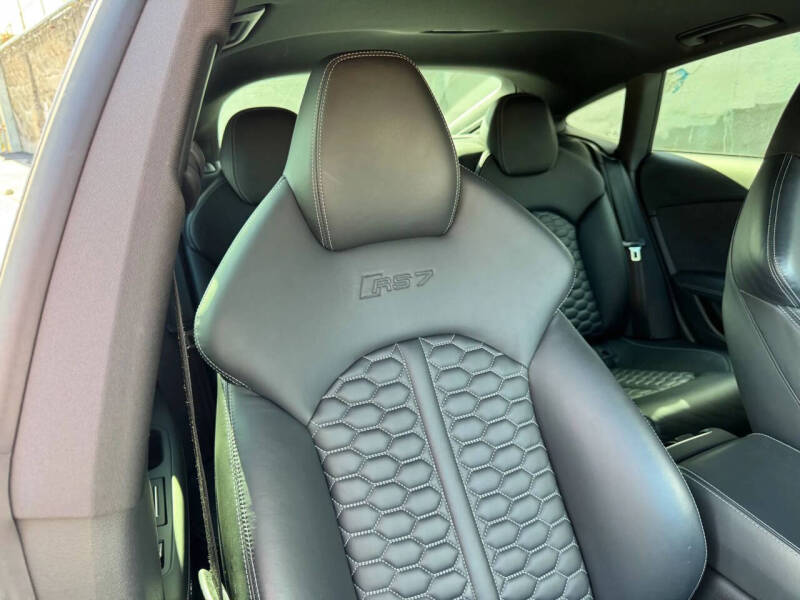 2016 Audi RS 7 4.0T quattro Prestige