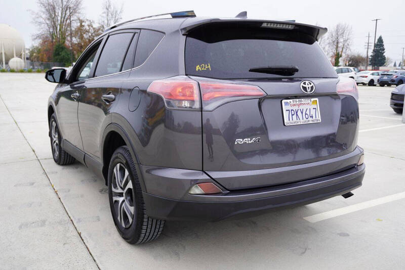 2016 Toyota RAV4 LE