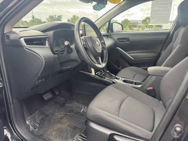 2023 Toyota Corolla Cross LE
