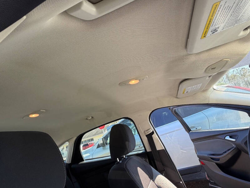 2012 Ford Focus SE