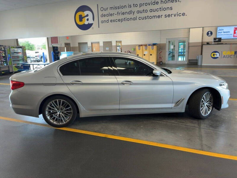 2018 BMW 5 Series 530i
