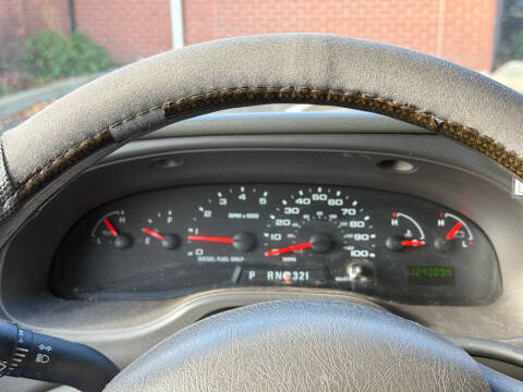 2005 Ford E-Series E-350 SD