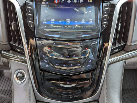 2020 Cadillac Escalade Platinum