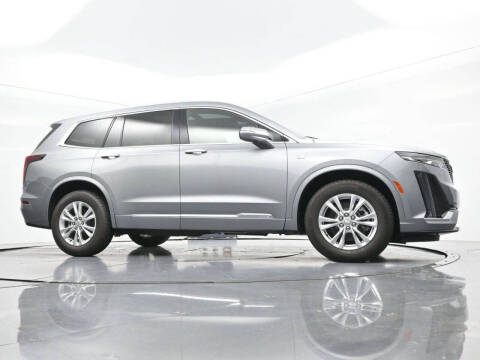 2025 Cadillac XT6 Luxury
