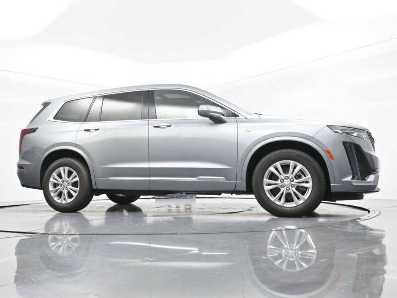 2025 Cadillac XT6 Luxury