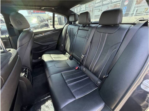 2019 BMW 5 Series 540i