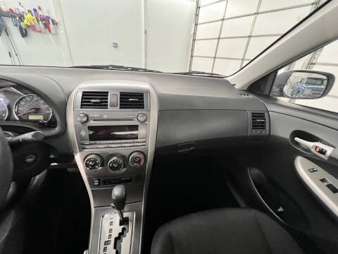 2011 Toyota Corolla S