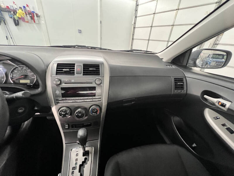 2011 Toyota Corolla S