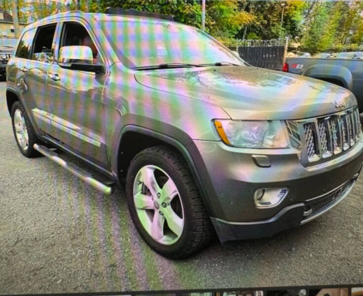 2013 Jeep Grand Cherokee Overland Summit