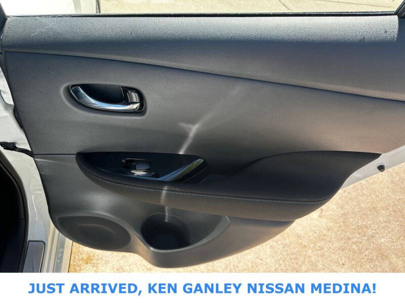 2024 Nissan LEAF SV PLUS