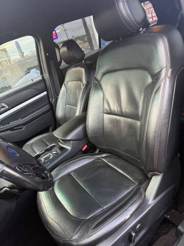 2017 Ford Explorer XLT