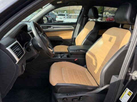 2022 Volkswagen Atlas Cross Sport V6 SEL Premium R-Line 4Motion