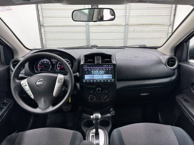 2019 Nissan Versa