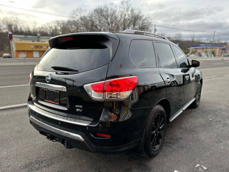 2015 Nissan Pathfinder SV