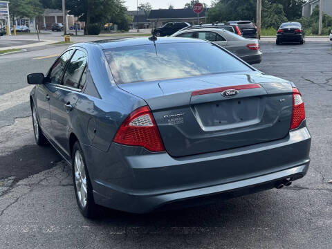 2012 Ford Fusion SE