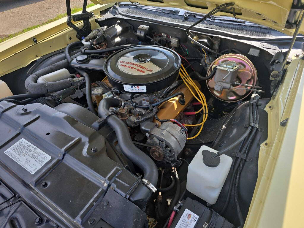1972 Oldsmobile Cutlass Supreme 23