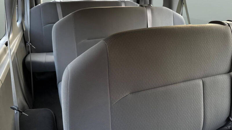 2008 Ford E-Series E-350 SD XLT