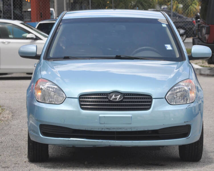 2010 Hyundai Accent GLS