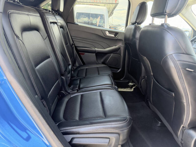 2021 Ford Escape SEL