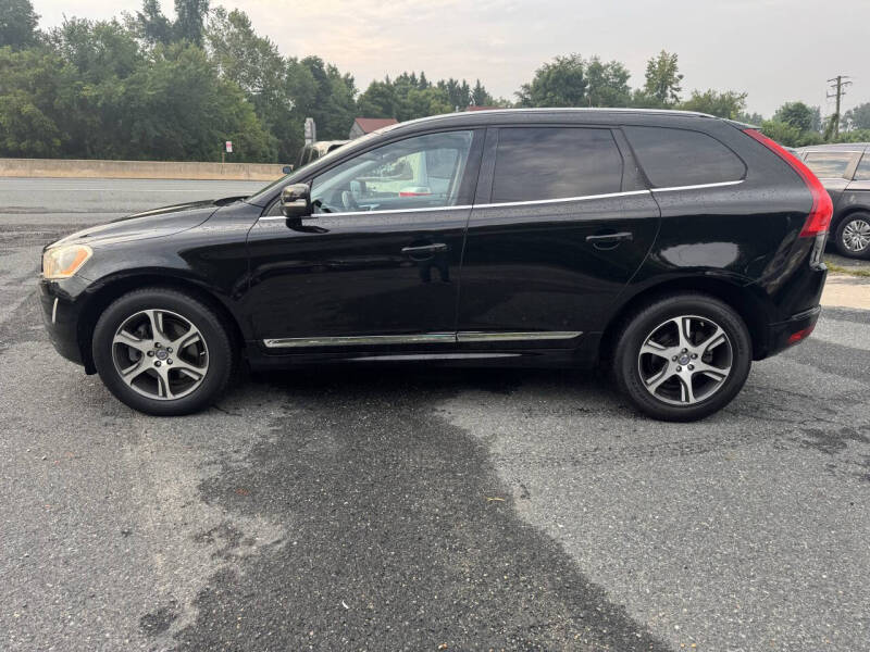 2015 Volvo XC60 T6 Drive-E Platinum