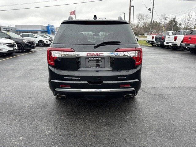 2021 GMC Acadia Denali