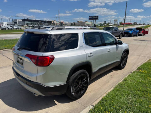 2019 GMC Acadia SLT-1