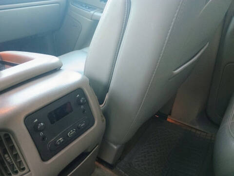 2005 Chevrolet Avalanche 1500 LT