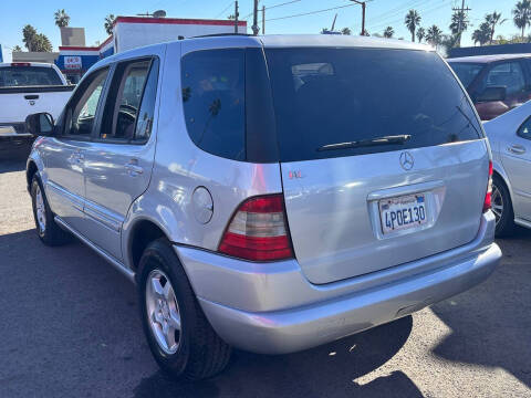2001 Mercedes-Benz M-Class ML 320