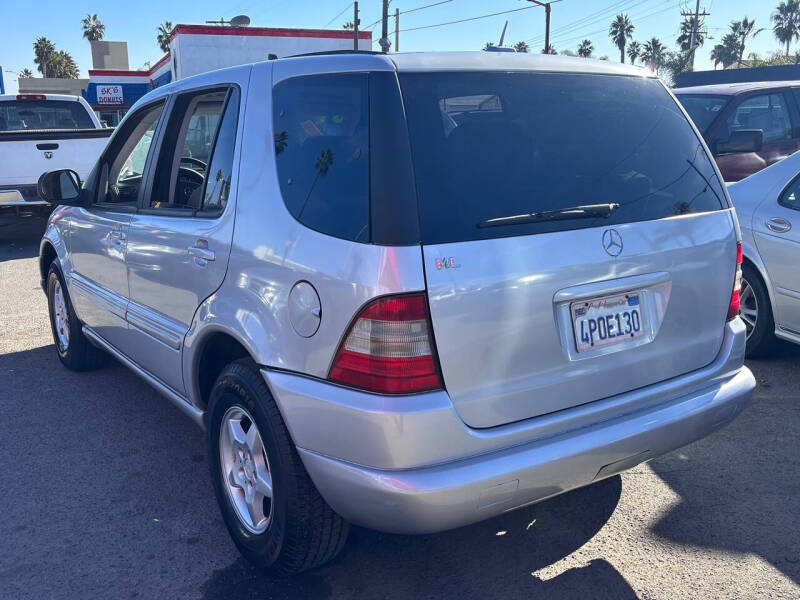 2001 Mercedes-Benz M-Class ML 320